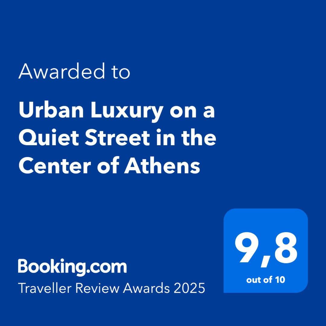 Appartamento Urban Luxury On A Quiet Street In The Center Of Atene Esterno foto